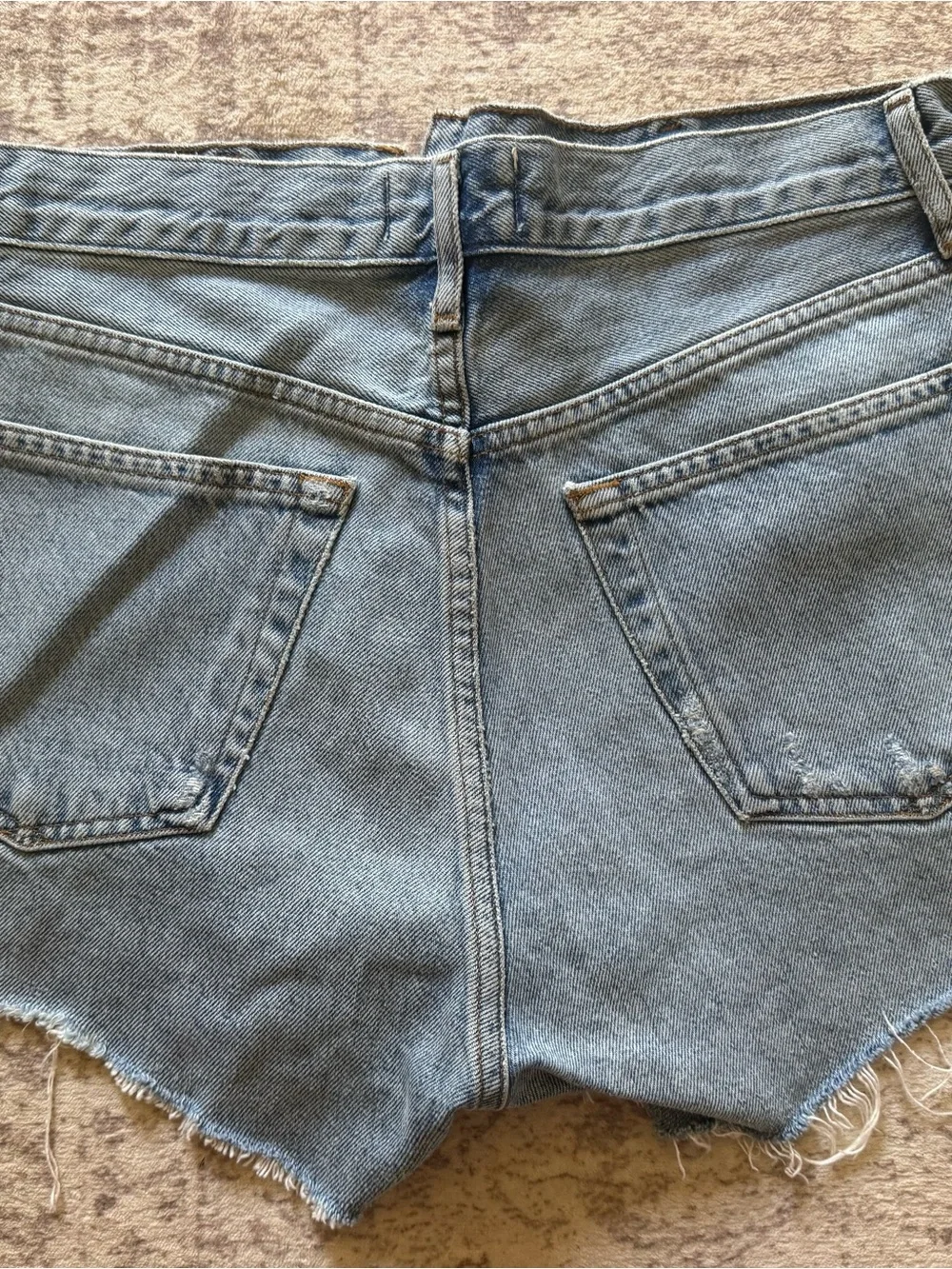 Agolde Parker Short Light Blue Frayed Hem Button-Fly Denim Shorts - Picture 4 of 4